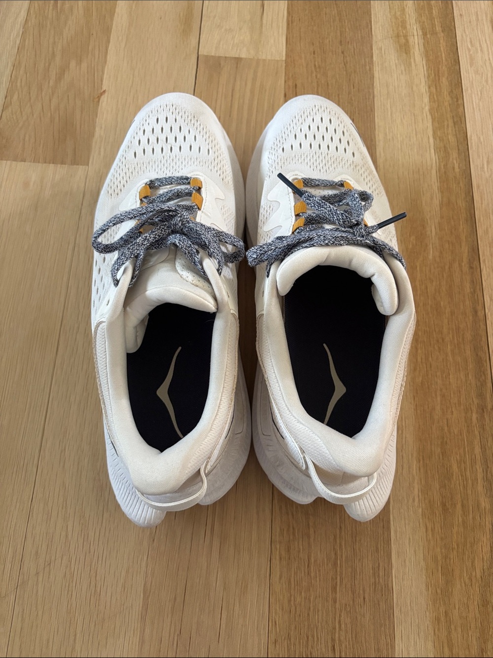 Hoka White Running Shoes with Gray Laces and Yellow Accents 9.5 Men’s - Picture 3 of 7